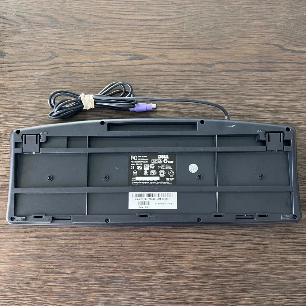 Dell SK-8110 Keyboard‎ PS/2 Wired Black